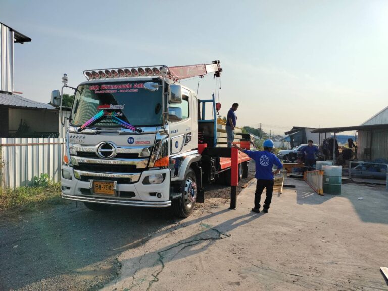 บรรยากาศหน้างานรถเฮี๊ยบพื้นที่ จ.ศรีสะเกษ อ.กันทรลักษ์