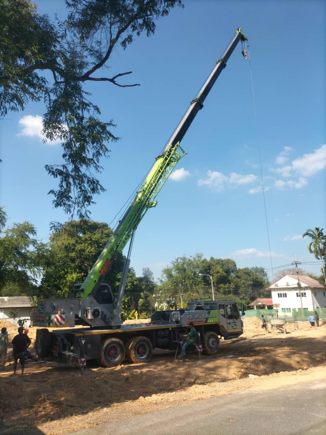 รถเครนบ้านบึง