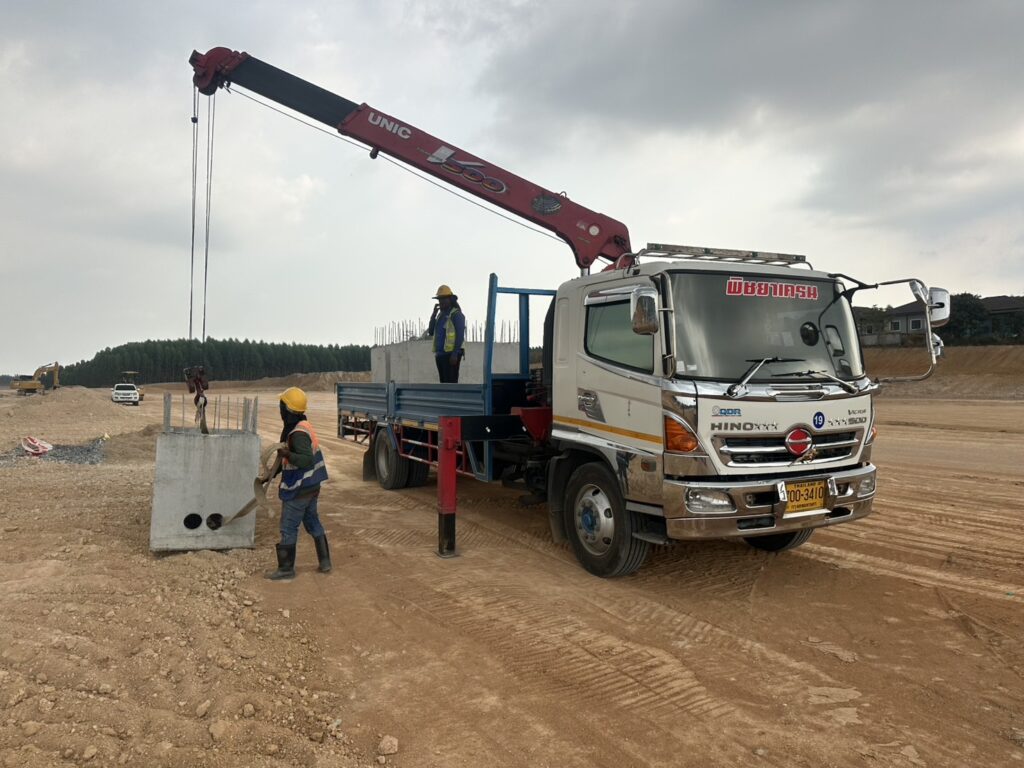 รถเฮี๊ยบหนองละลอก-พิชยาเครน