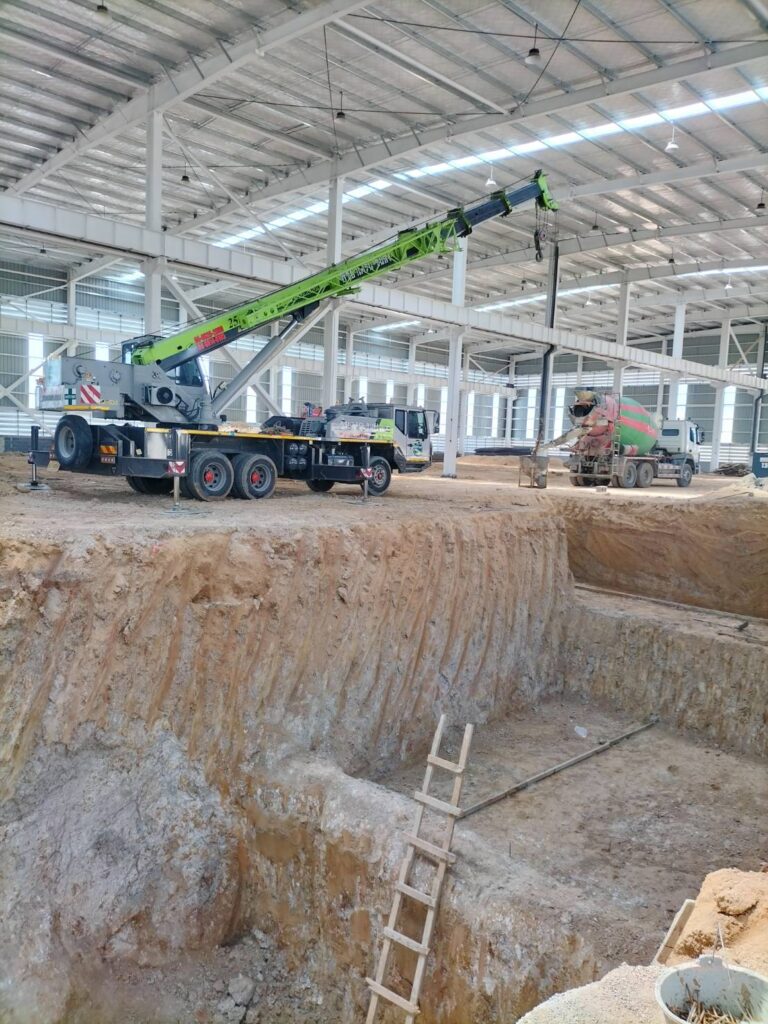 รถเครนตะเคียนเตี้ย-พิชยาเครน