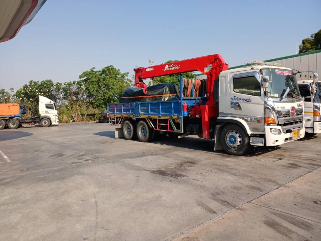 รถเฮี๊ยบโรจนะ-พิชยาเครน