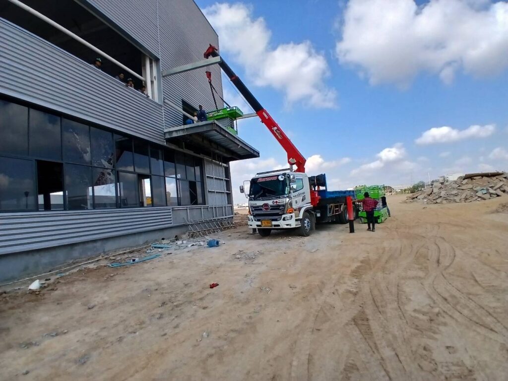 รถเฮี๊ยบมะขามคู่-พิชยาเครน