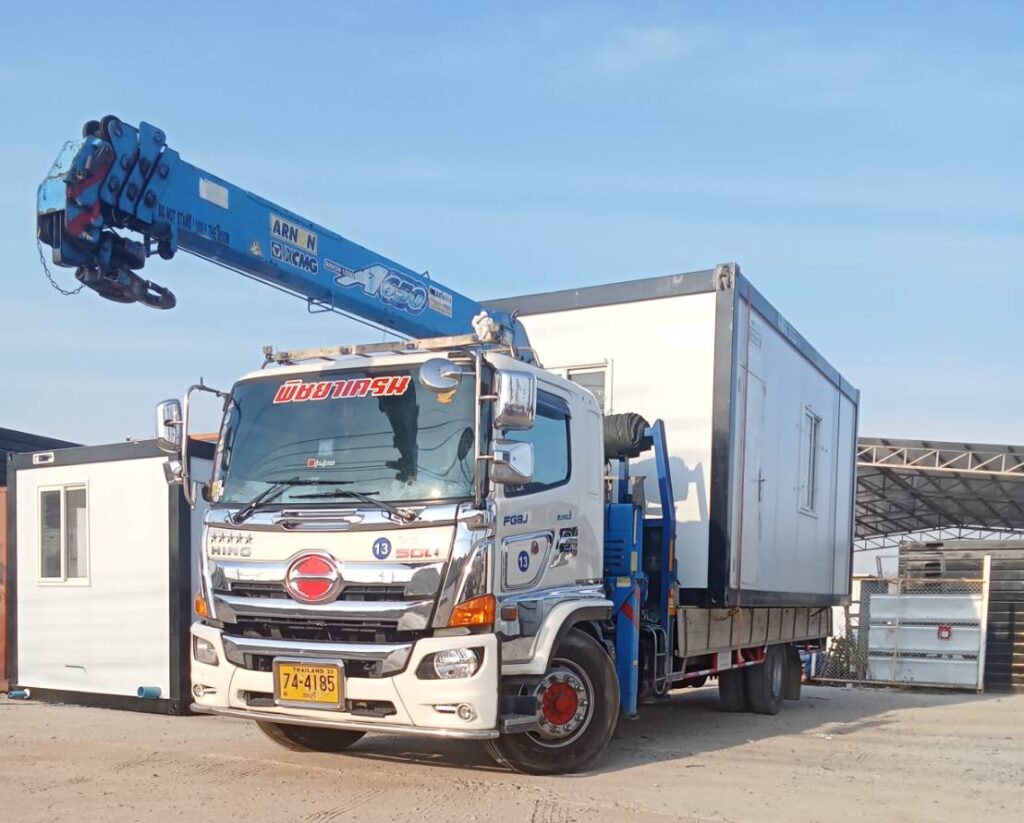 รถเฮี๊ยบขนย้ายตู้-พิชยาเครน