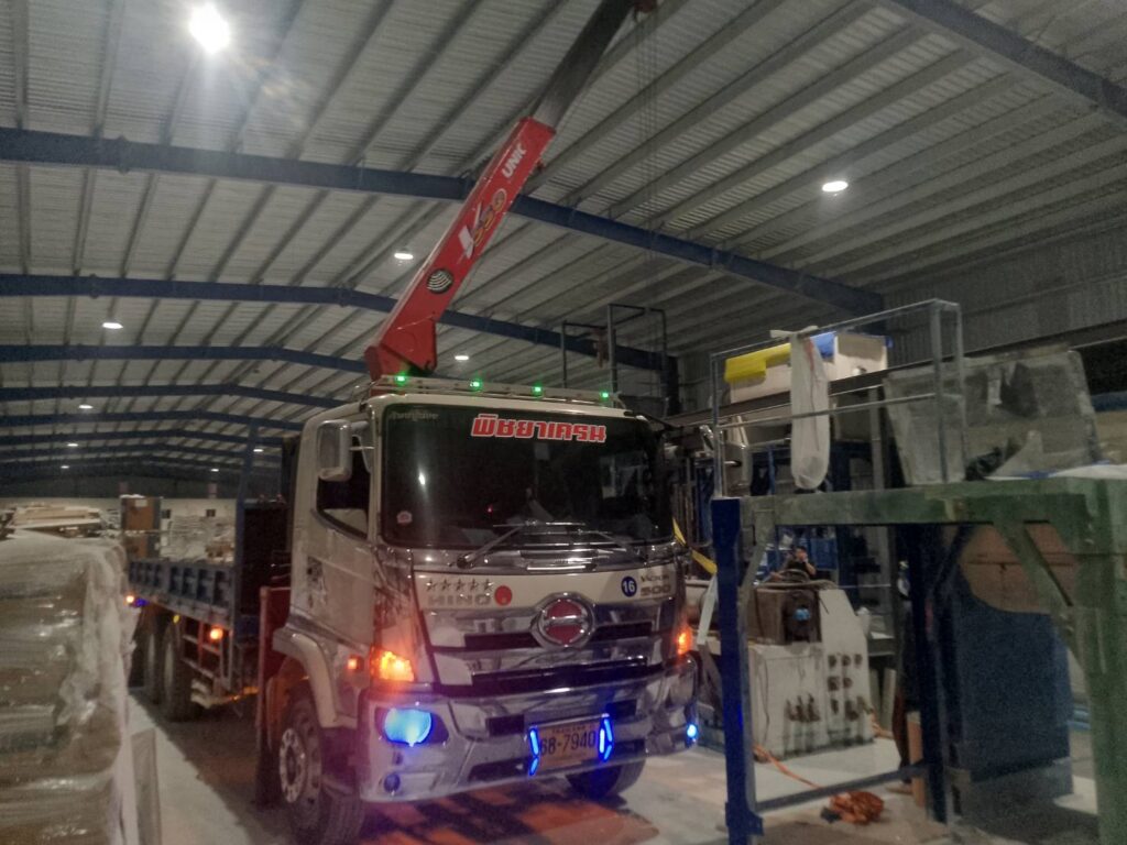 รถเฮี๊ยบหัวกุนเเจ-พิชยาเครน