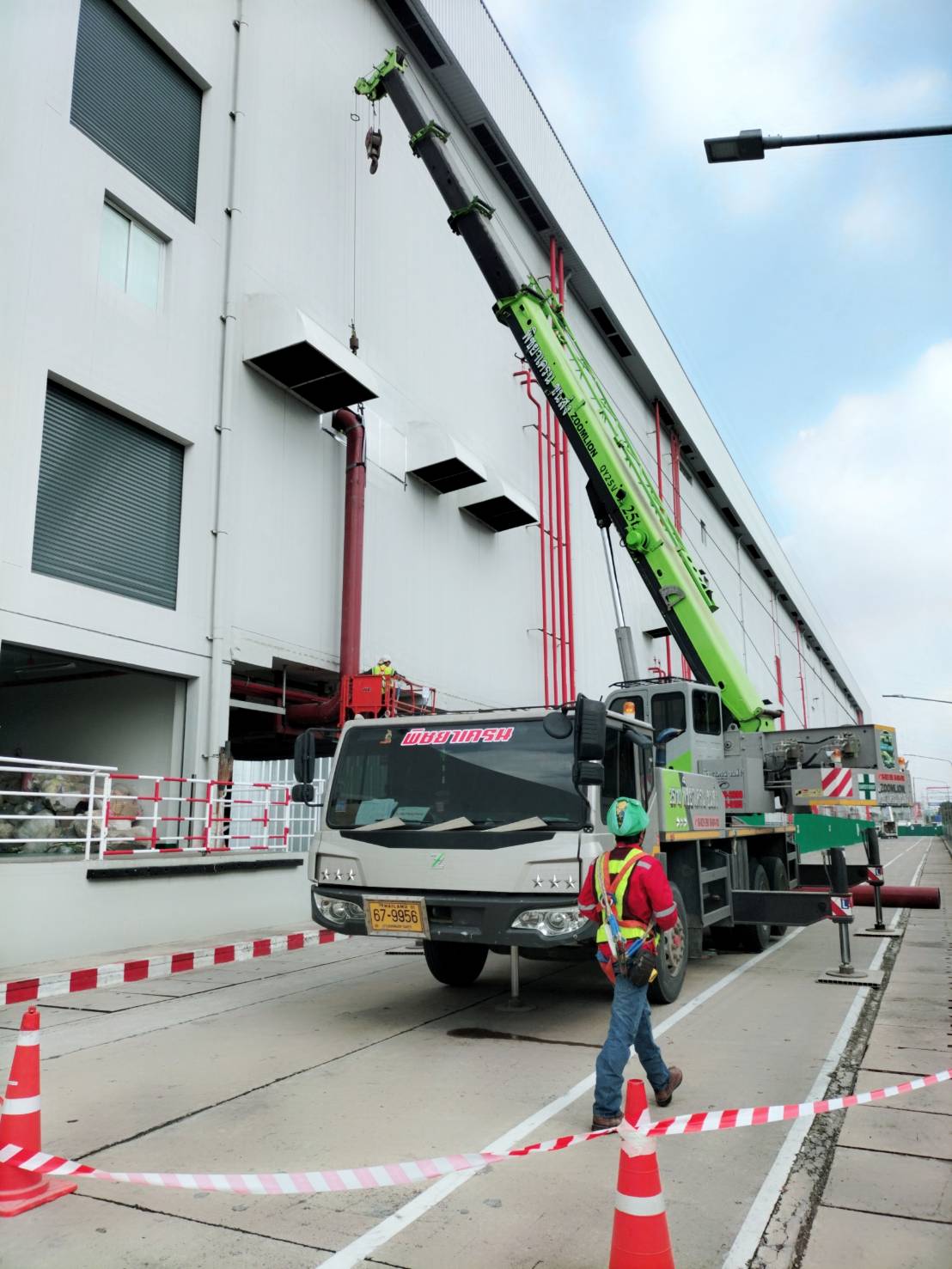 รถเครนมาบปู-พิชยาเครน