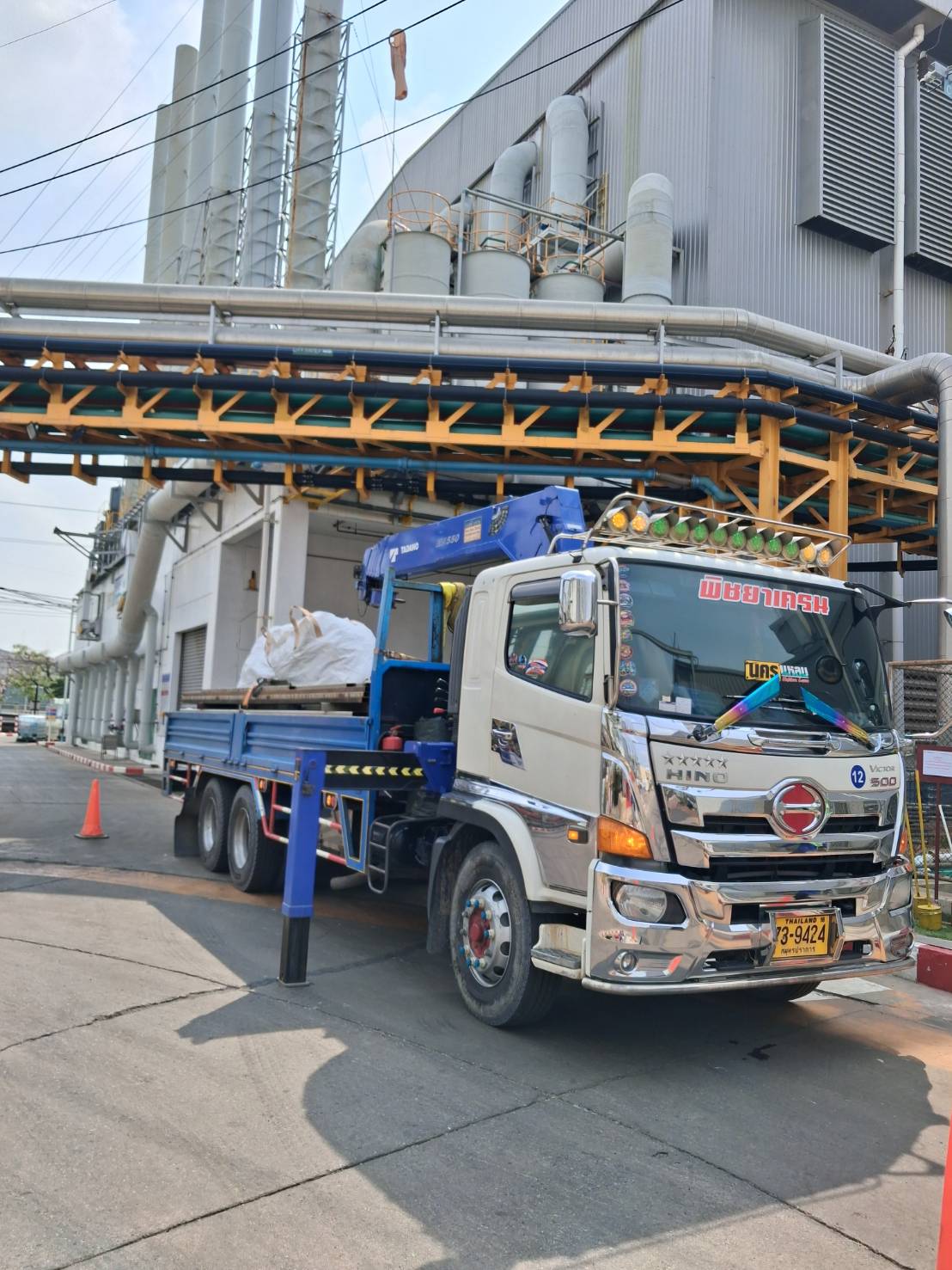 รถเฮี๊ยบศรีราชา-พิชยาเครน