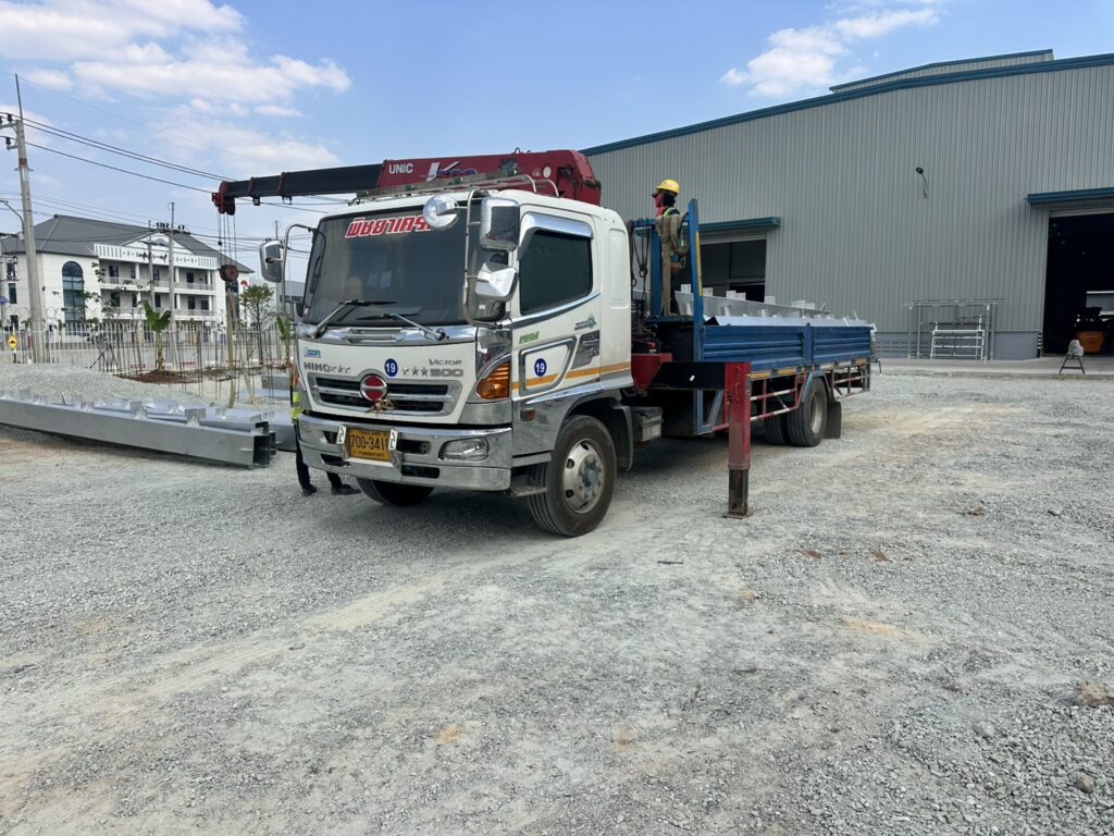 รถเฮี๊ยบบางละมุง-พิชยาเครน