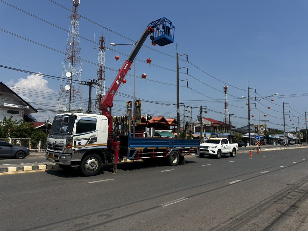 รถเฮี๊ยบชลบุรี-พิชยาเครน