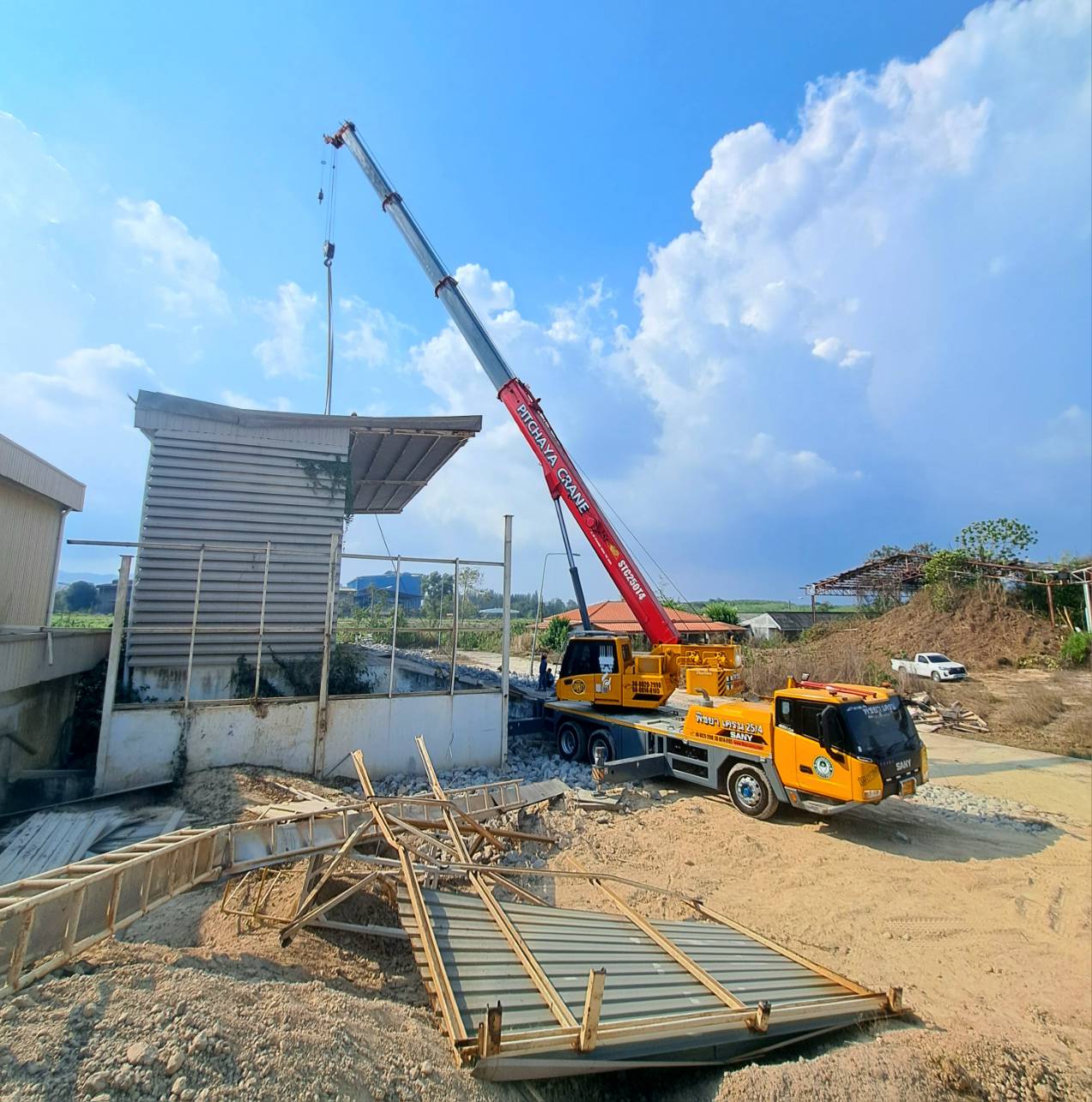 รถเครนนิคมพัฒนา-พิชยาเครน