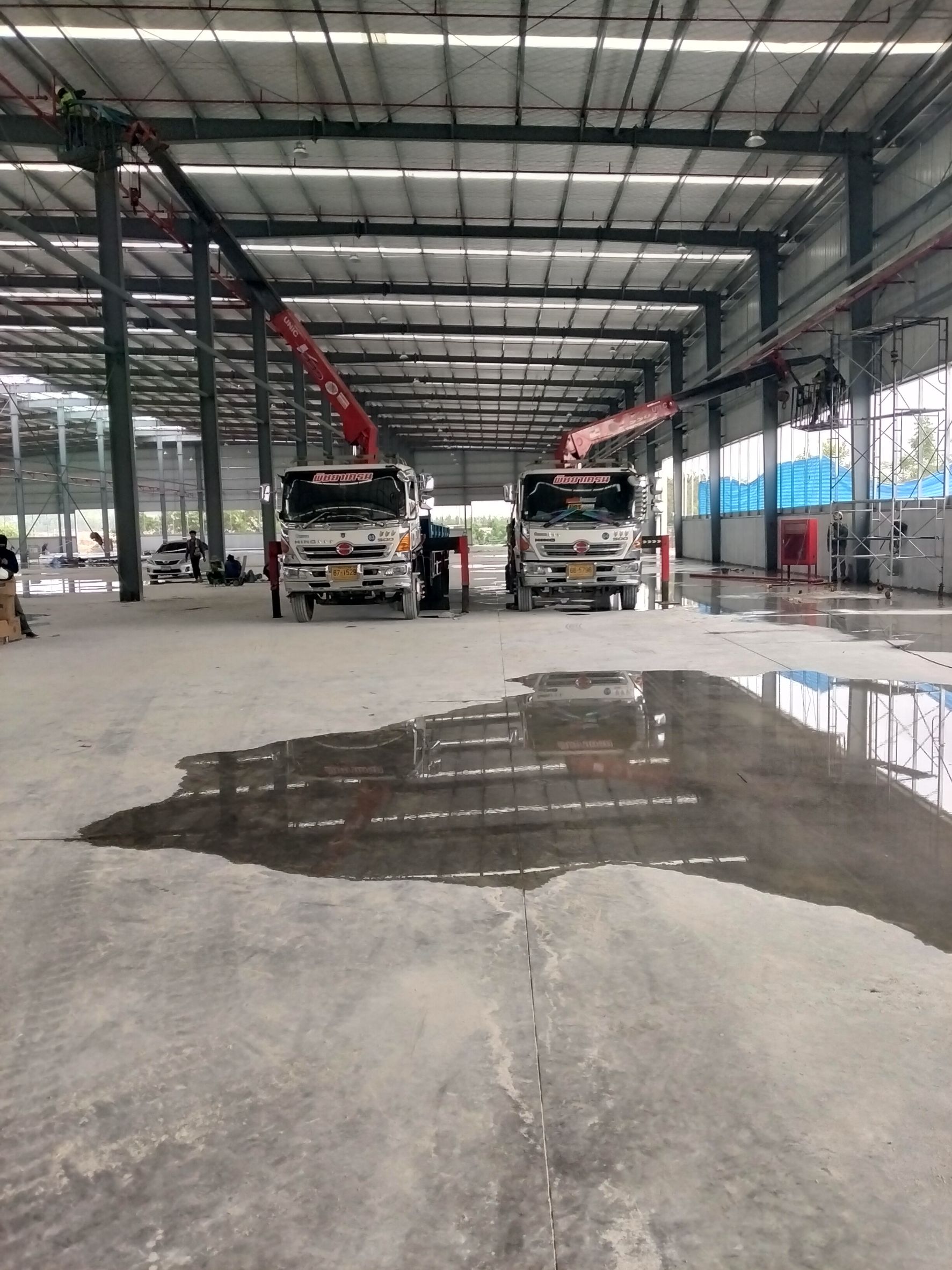 รถเฮี๊ยบติดกระเช้า-พิชยาเครน