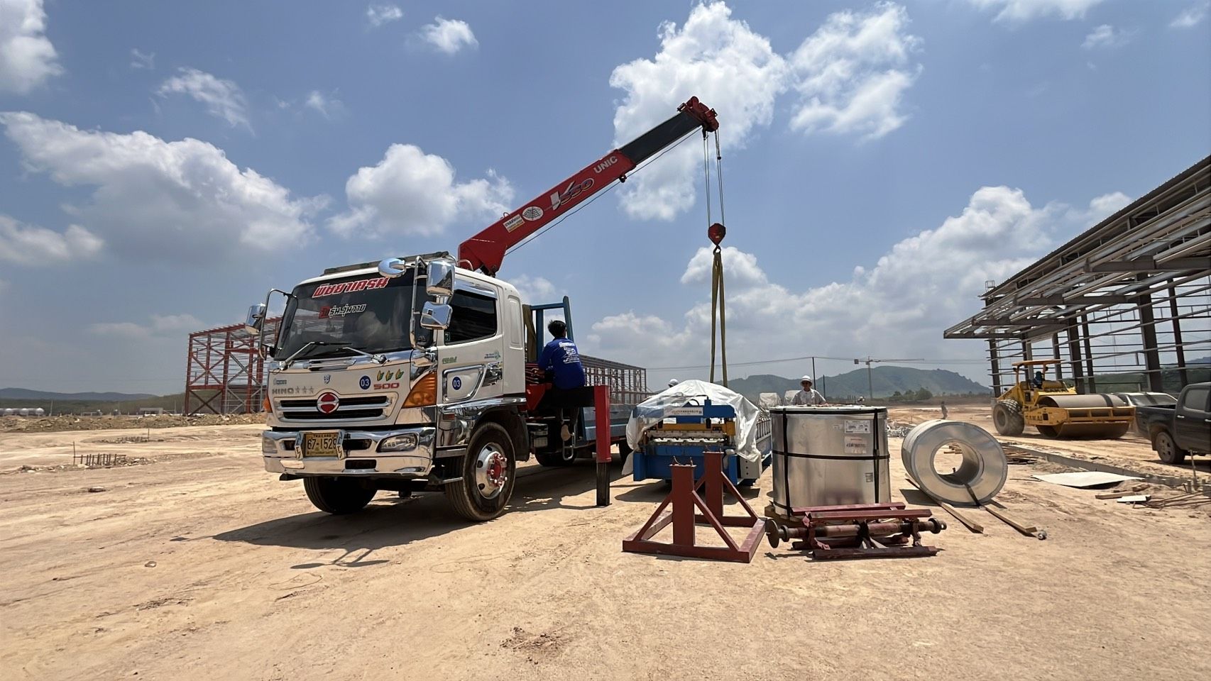 รถเฮี๊ยบศร๊ราชา-พิชยาเครน