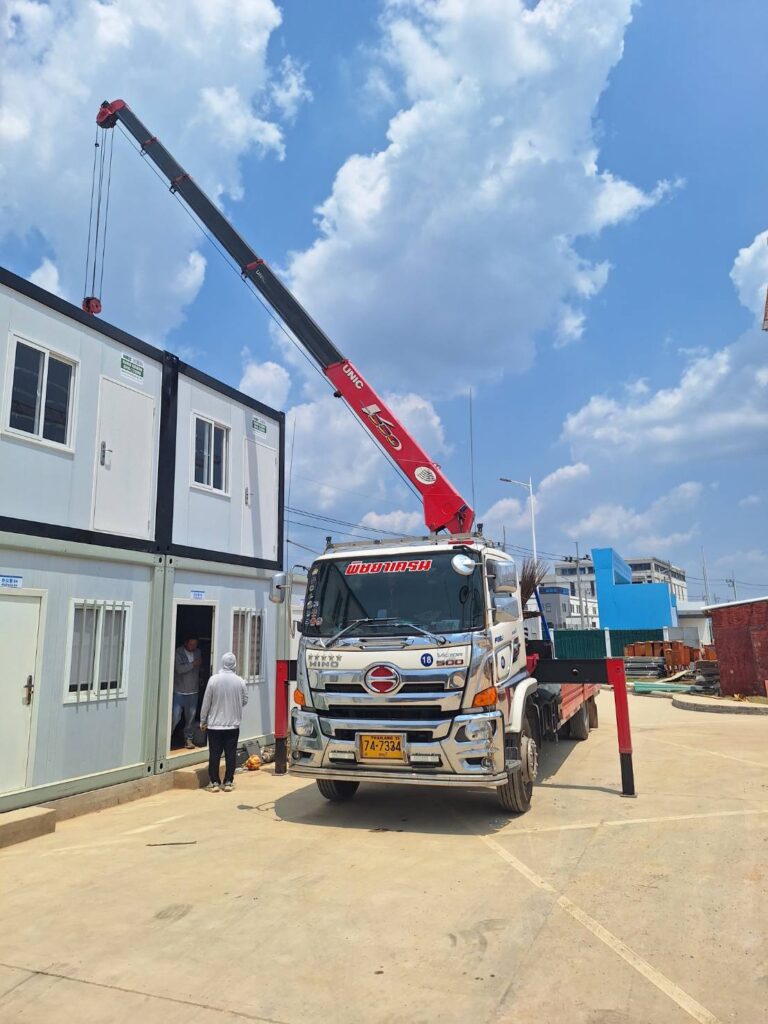 รถเฮี๊ยบพนานิคม-พิชยาเครน