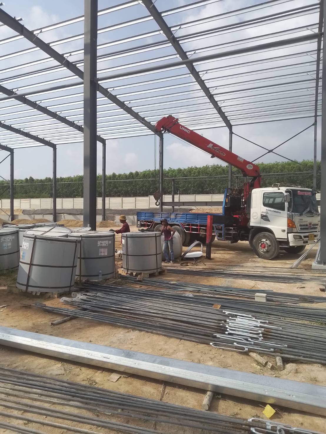 รถเฮี๊ยบเกาะจันทร์-พิชยาเครน