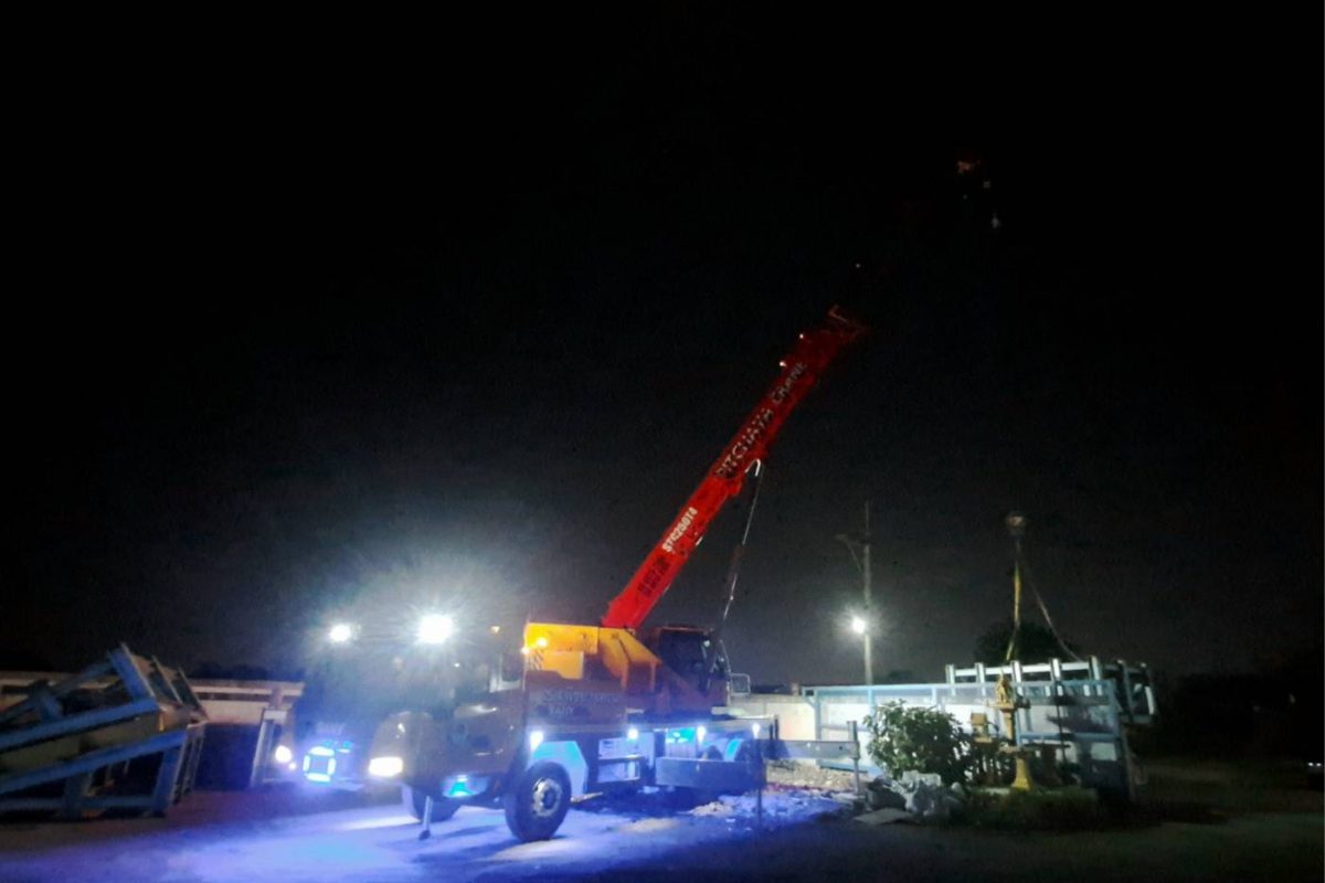 รถเครนวังจันทร์-พิชยาเครน