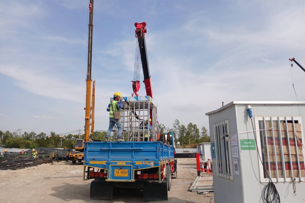 รถเฮี๊ยบพานทอง-พิชยาเครน