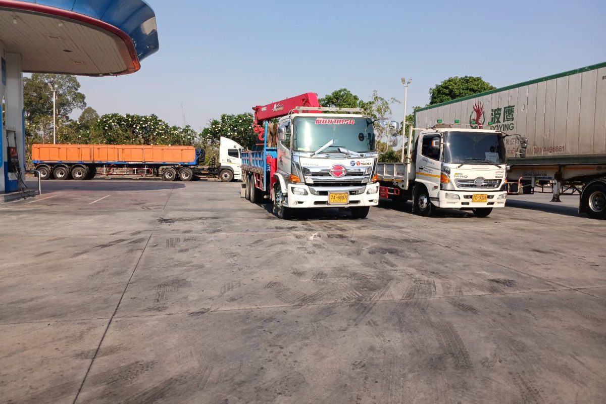 รถเฮี๊ยบโรจนะ-พิชยาเครน