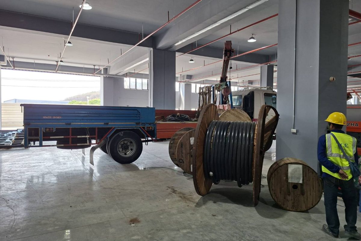 รถเฮี๊ยบปิ่นทอง-พิชยาเครน