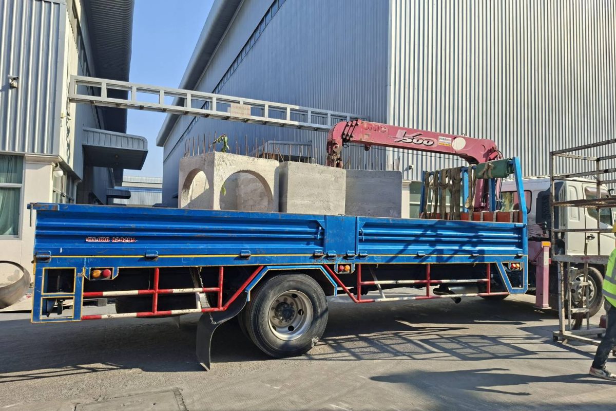 รถเฮี๊ยบปิ่นทอง-พิชยาเครน