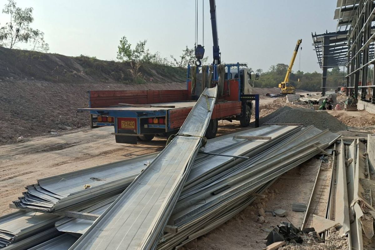 รถเฮี๊ยบบ้านค่าย โทร 080 829 2990