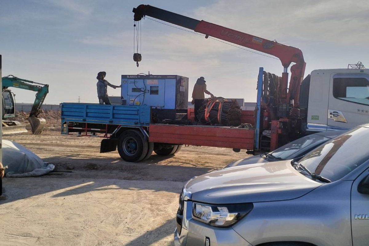 รถเฮี๊ยบนิคมพัฒนา โดยพิชยาเครน