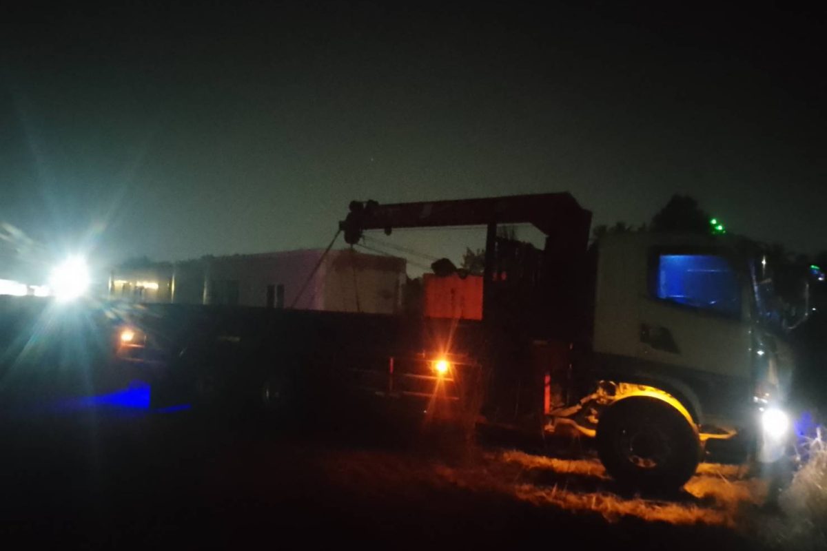 รถเฮี๊ยบชลบุรี-พิชยาเครน.