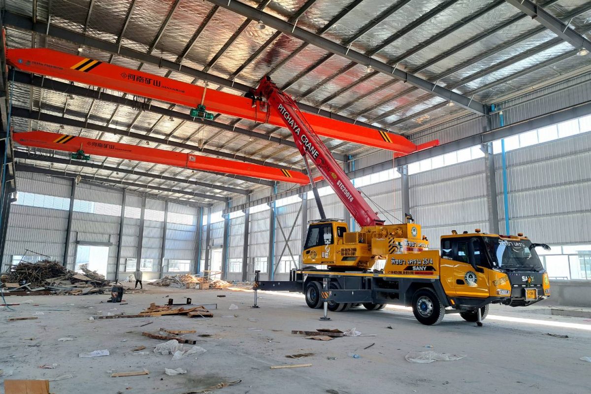 รถเครนนิคมพัฒนา