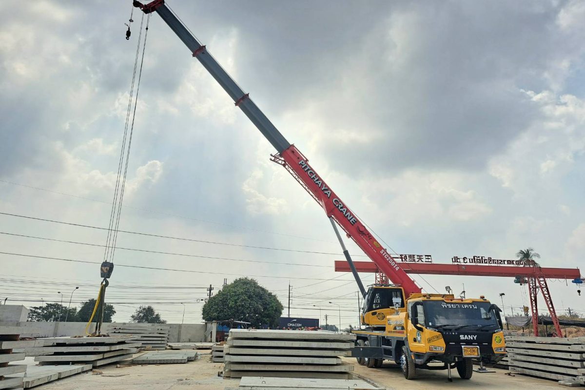 รถเครนสุรศักดิ์ให้เช่า - พิชยาเครน